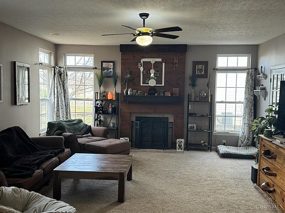 5th image of 1137 Hayward Cir