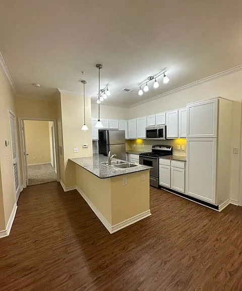 The Reserve Apartments — Photo 60