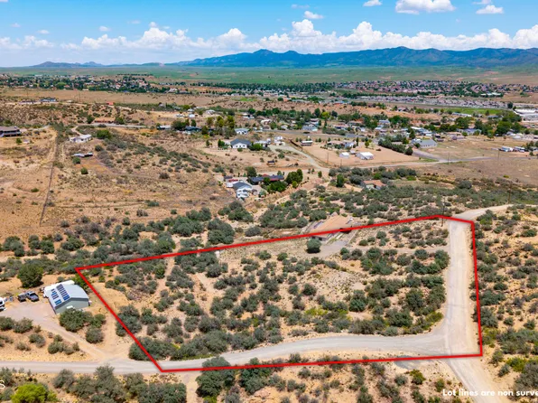 11830 E Yavapai Dr, Dewey, AZ 86327