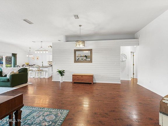 4th image of 14196 FISH EAGLE Drive E