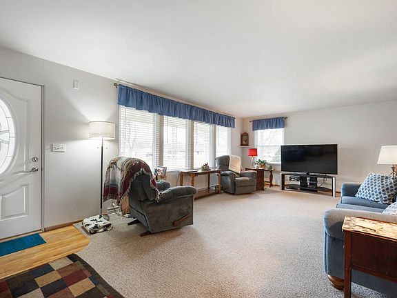 4th image of 3801 W Godman Ave