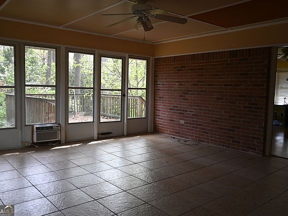 2nd image of 3701 N Druid Hills Rd