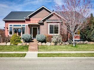 1050 W Bacall St, Meridian, ID 83646