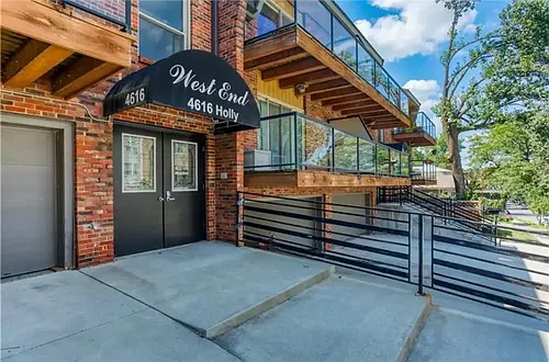 4616 Holly St #6 Photo 1