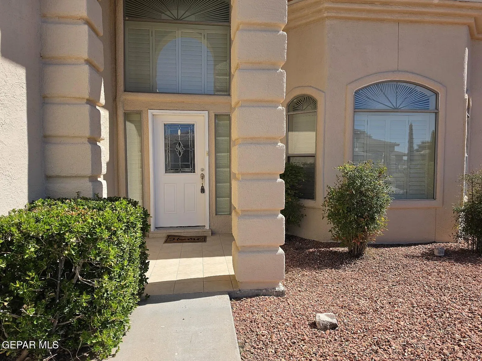 4 bed, 3.5 bath, 2789 sqft, $3,300 — Photo 2