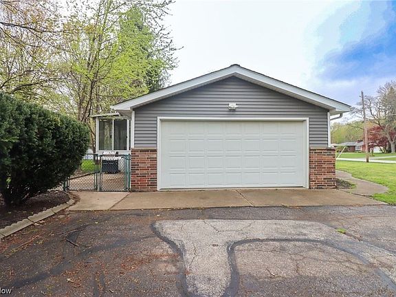 5th image of 5496 Lorrey Pl