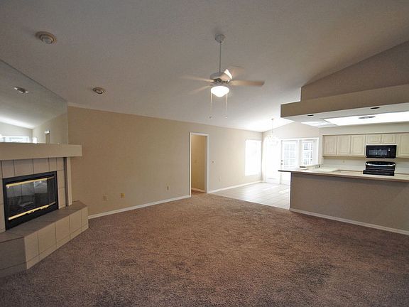 5th image of 1510 Waterwood Dr