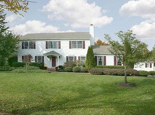 42 Charleston Dr, Skillman, NJ 08558