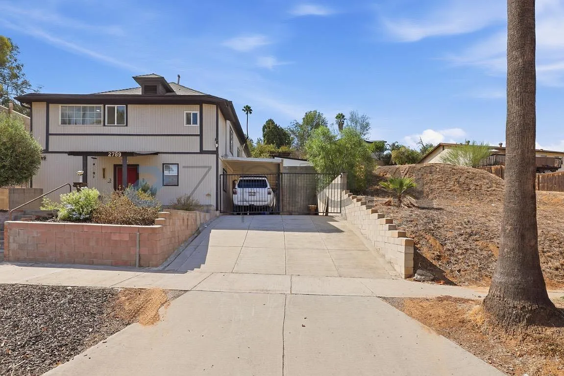 3 bed, 1400 sqft, $3,500 — Photo 3