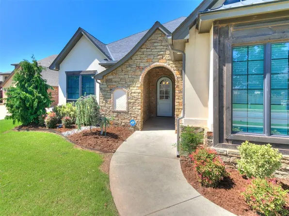 624 Sailboat Bridge Way, Edmond, OK 73034