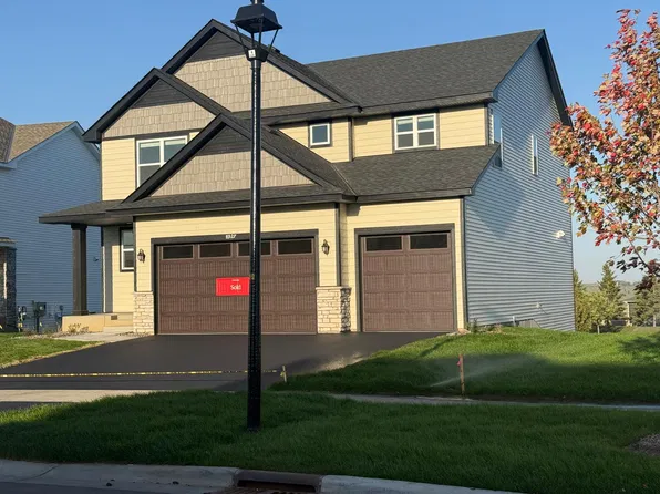 8927 Periwinkle Blvd, Woodbury, MN 55129