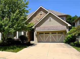 5175 River Creek Rd, Cleveland, OH 44124