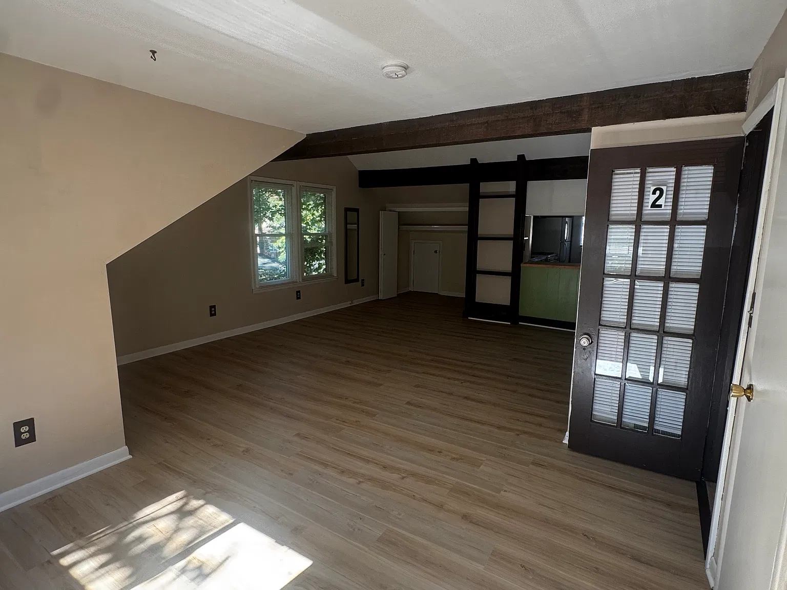 1 bed, 800 sqft, $1,150 — Photo 4