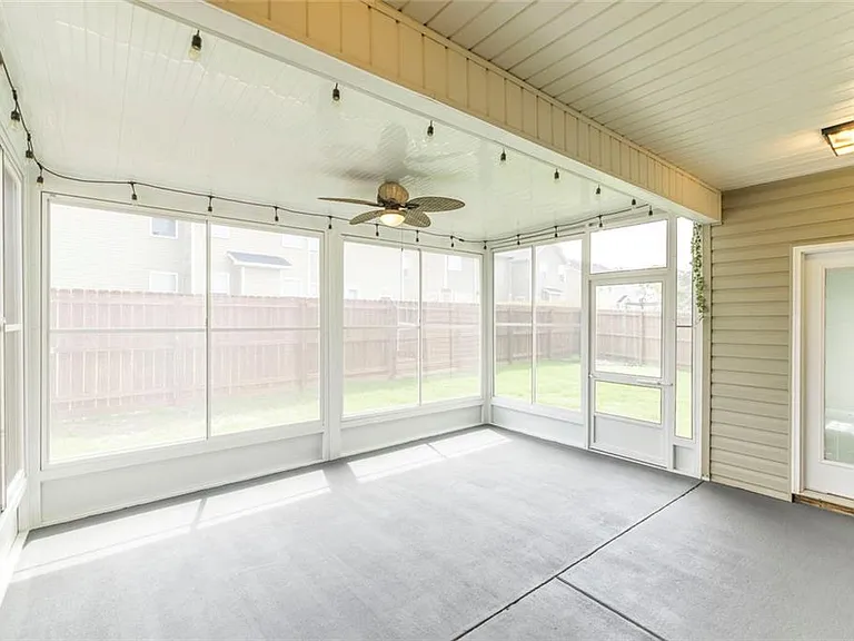 104 Bryce Dr — Photo 28