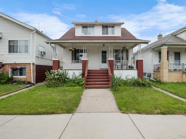 3246 Trowbridge St, Hamtramck, MI 48212