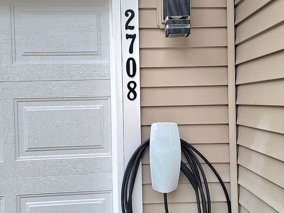 3rd image of 2708 NE 126th Ave
