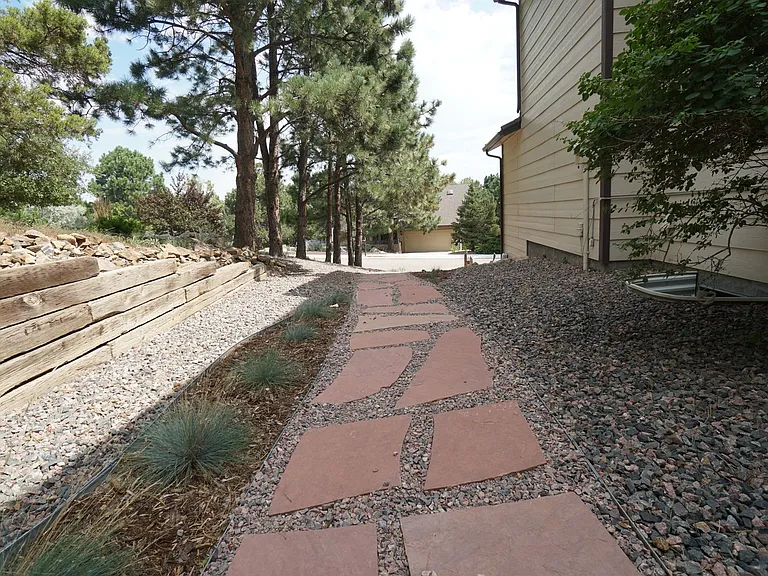 1155 Popes Valley Dr — Photo 37