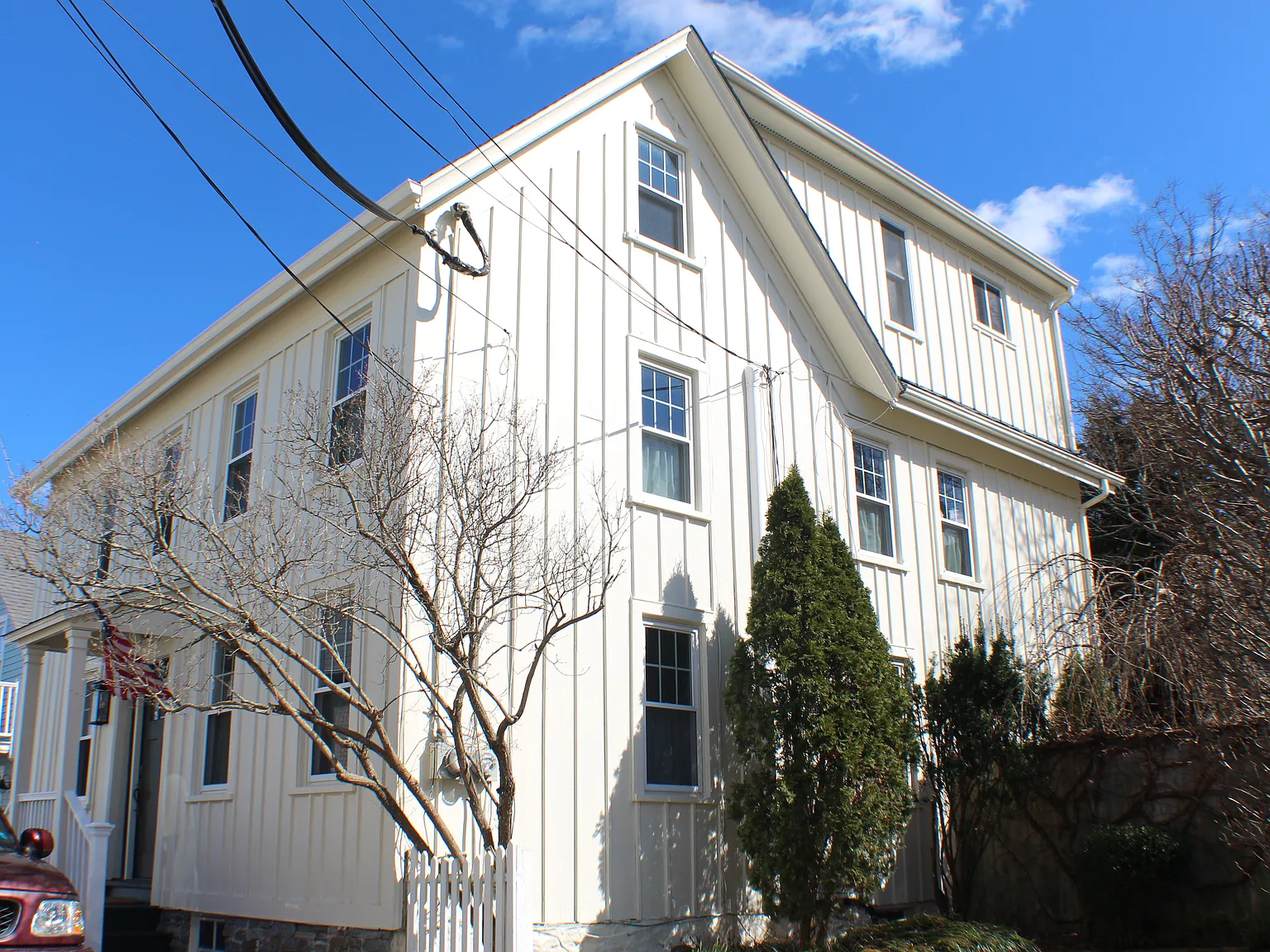 19 Diving St — Photo 2