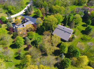 19 Country Oaks Dr, Barrington, IL