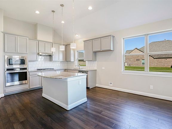 3rd image of 3060 Bellflower Pass Ln