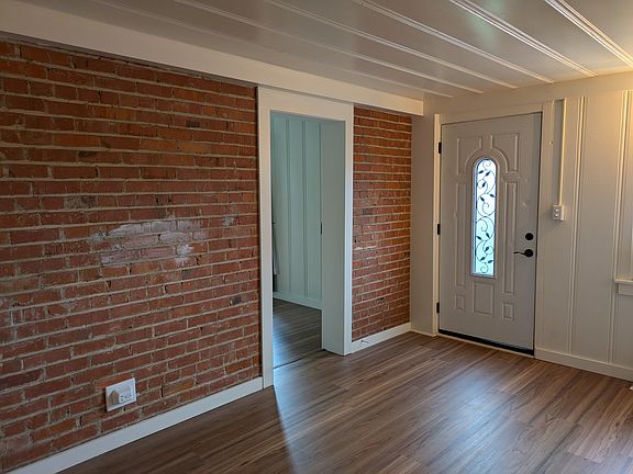 5th image of 707 NE 15th St #1/2