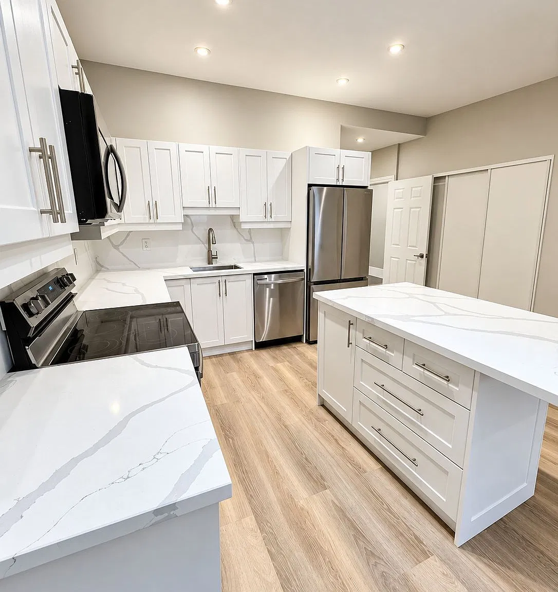 2 bed, $2,950 — Photo 2