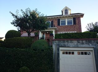 322 W Highland Dr, Seattle, WA 98119