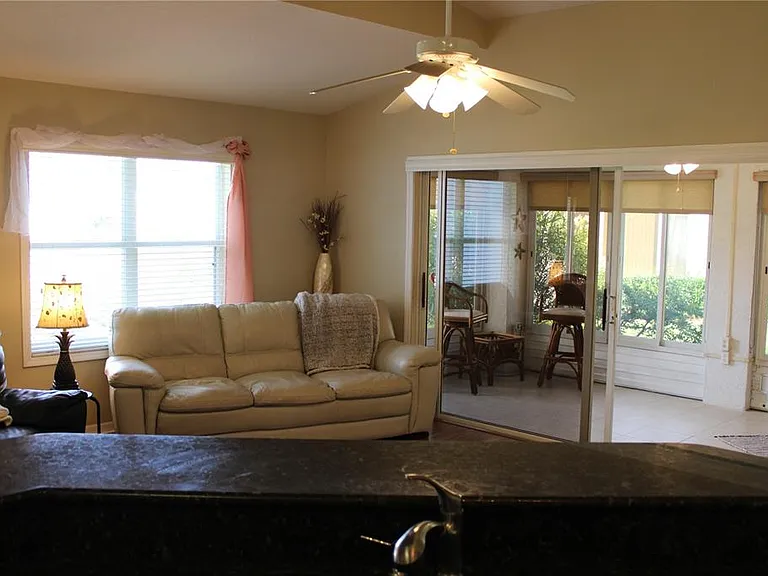 3115 Live Oak Ln #30 — Photo 3