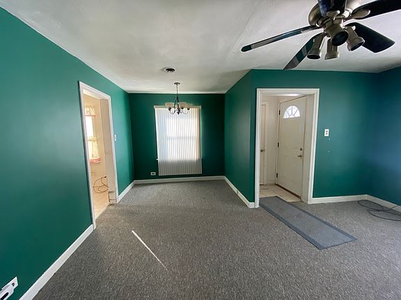 3rd image of 2039 Emerson St