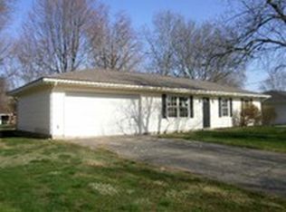 810 Delhi Dr, Trenton, OH 45067