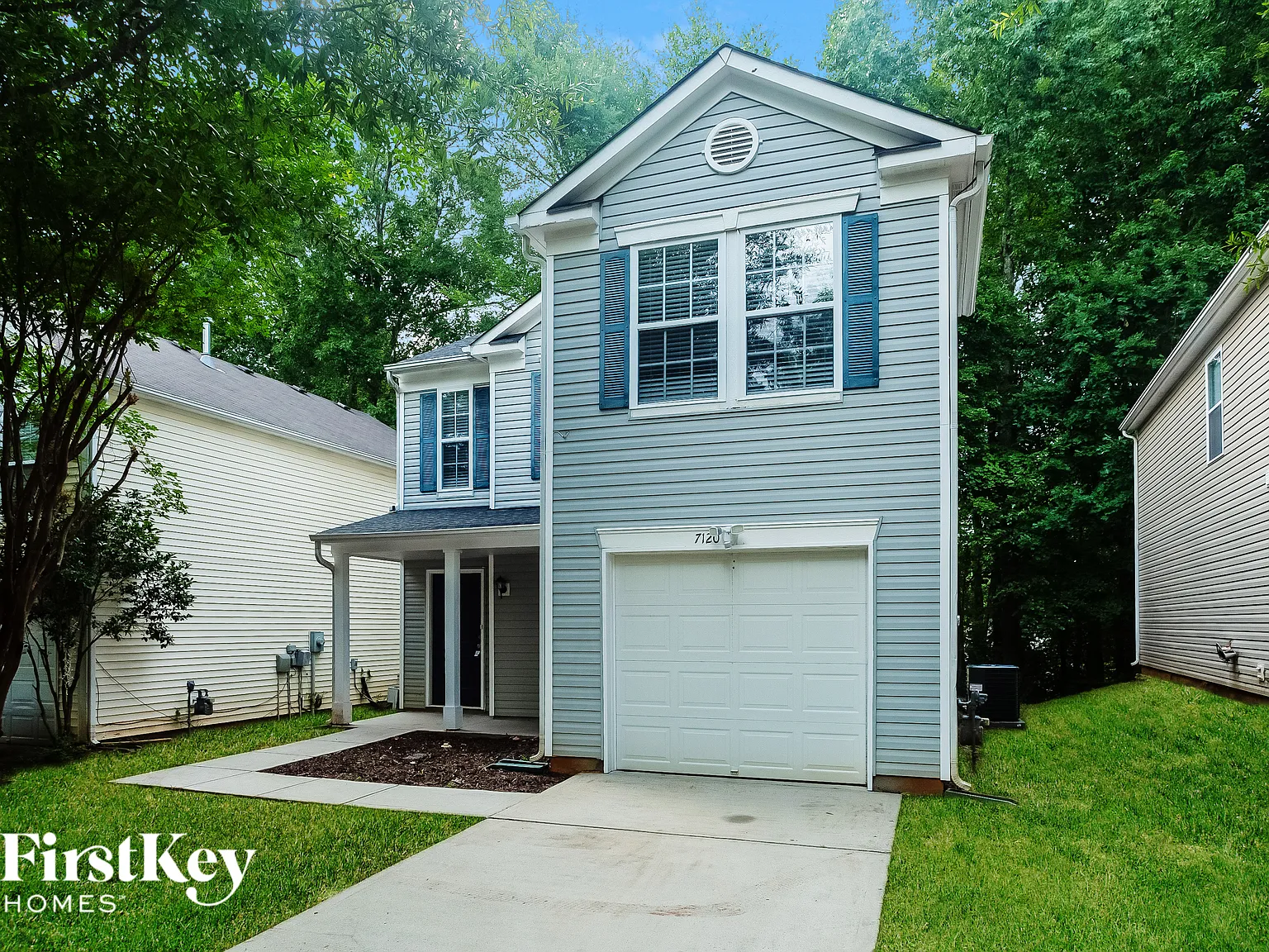 3 bed, 2.5 bath, 1520 sqft, $1,945 — Photo 2