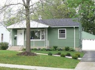 672 Clark St, Elgin, IL 60123