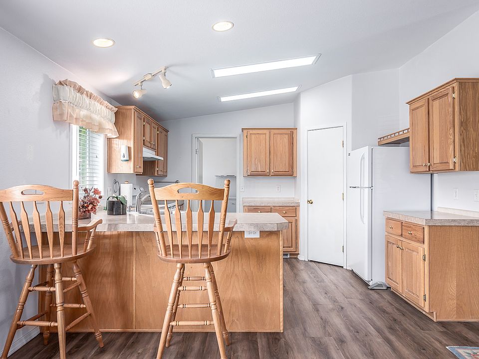 2nd image of 3110 E Chattaroy Rd Trlr 89
