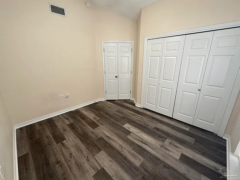 7101 Joy St #A7 — Photo 4