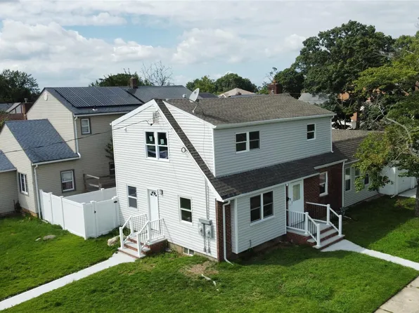 142 Green Street, Valley Stream, NY 11580