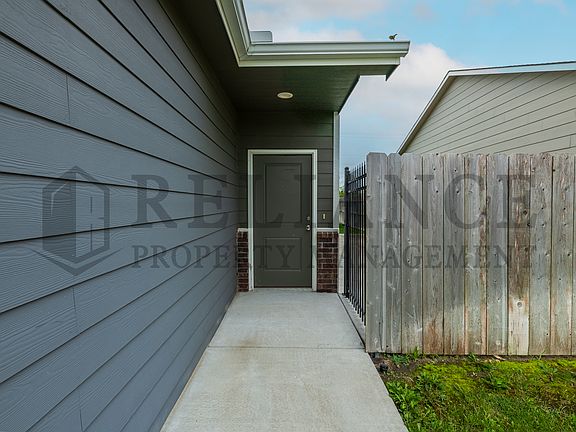 4th image of 1615 E Horstmann Ct
