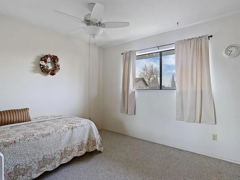5205 Verdi Way — Photo 21