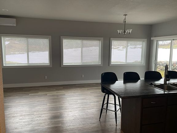 4th image of 705 Maple Creek Blvd #705