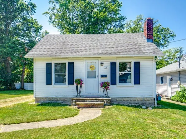 128 Vanda Ave, Avon Lake, OH 44012