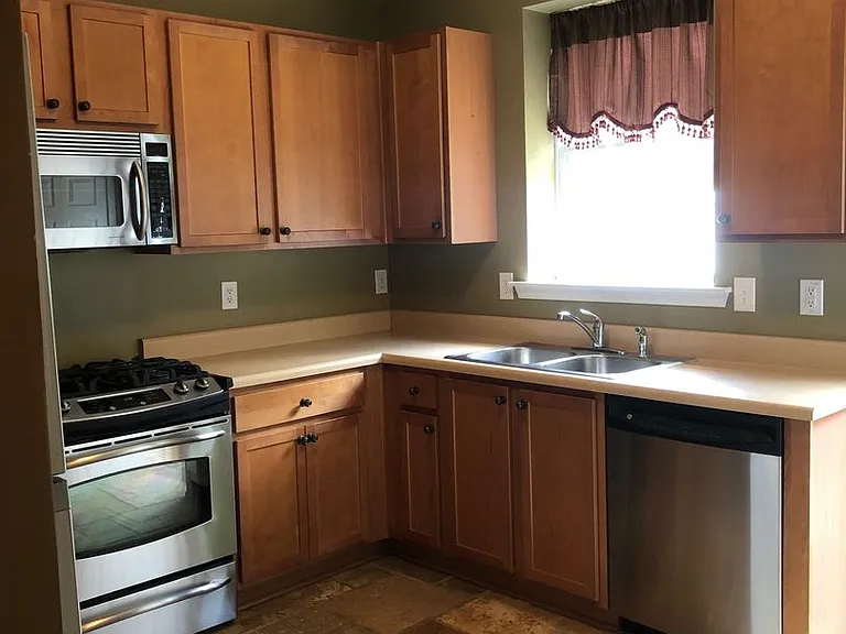 6262 Shoreview Cir — Photo 4