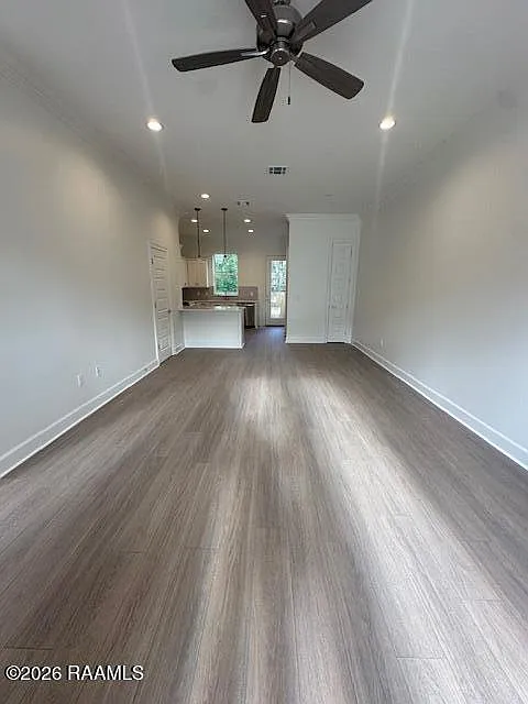 2 bed, 2.5 bath, 1398 sqft, $1,950 — Photo 2