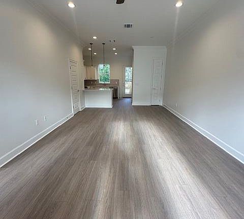 2nd image of 1510 Kaliste Saloom Rd #103