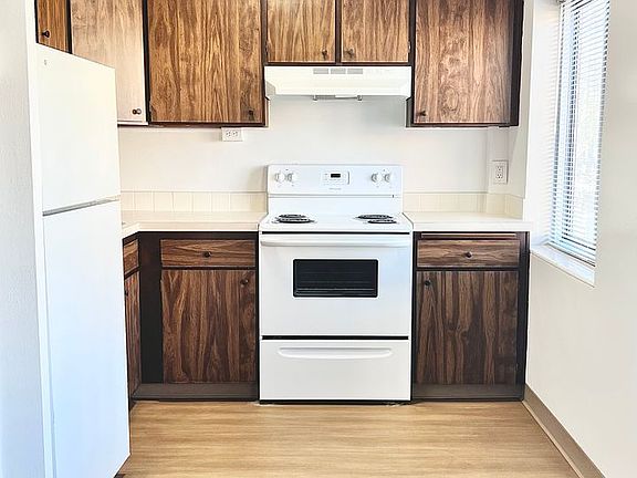 2nd image of 2174 NW Davis St APT 503