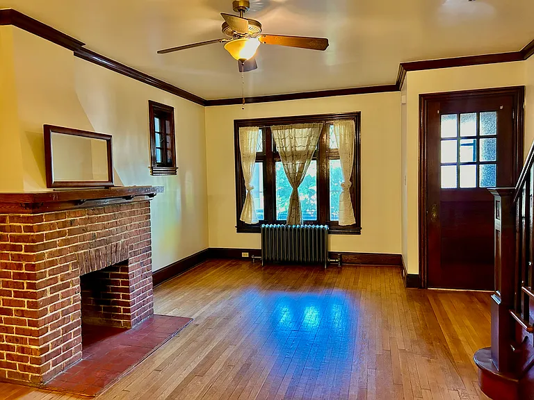 5010 Pulaski Ave — Photo 9