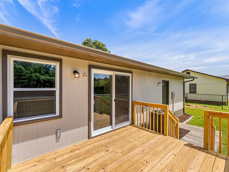 105 Meadowlark Dr — Photo 27