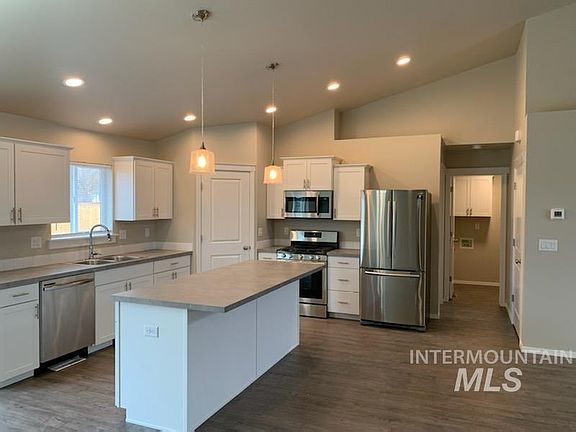 4th image of 1020 Homestead Dr