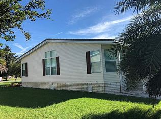 1685 Shady Ln, Grand Island, FL 32735