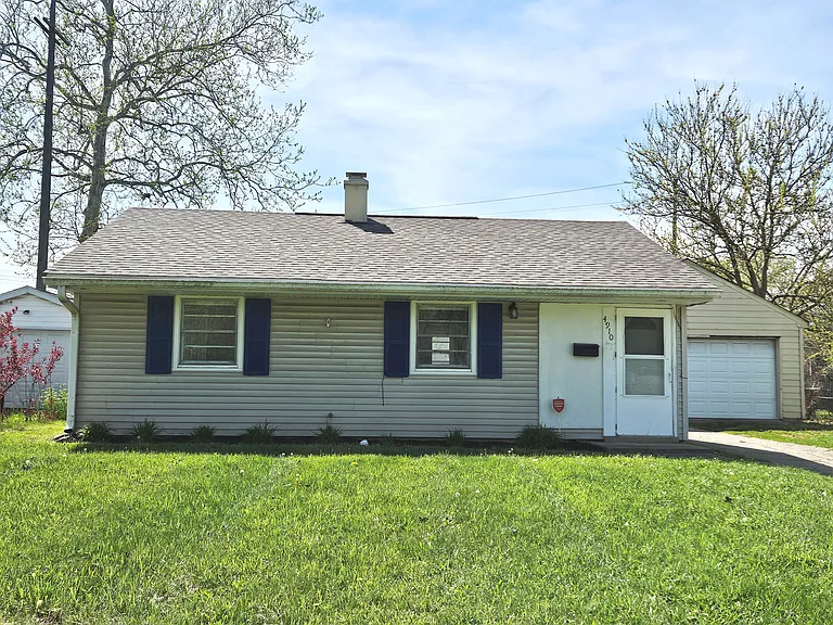 4910 Barlow Dr — Photo 2