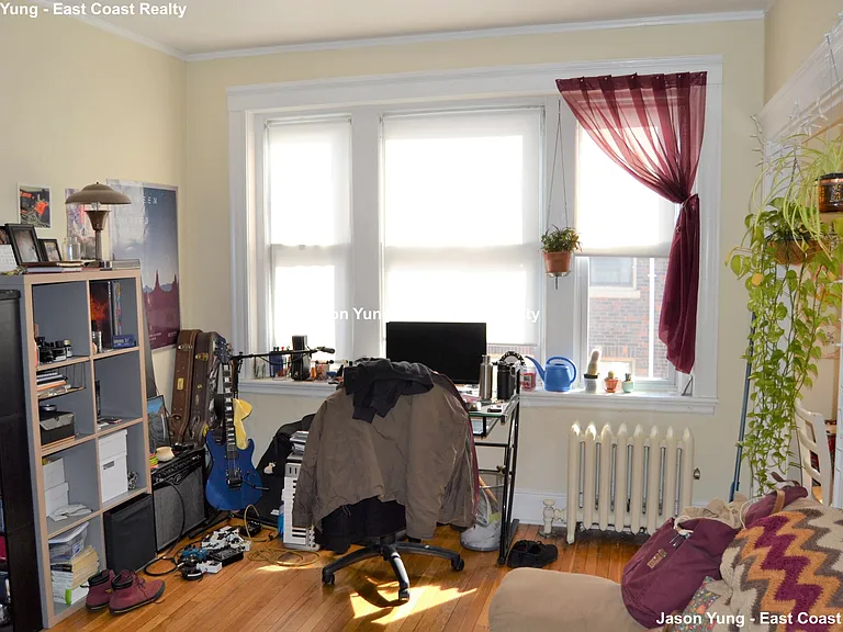 236 Kelton St #14 — Photo 6