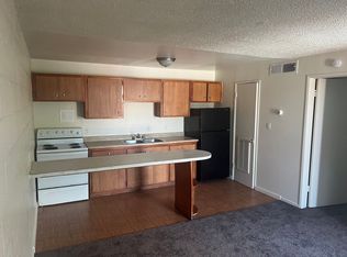 3719 Hazelwood St APT 17, Paradise, NV 89119